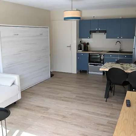 Apartment Avec Balcon Proche Et *